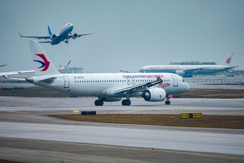 M&aacute;y bay Made in China lần đầu khai th&aacute;c tuyến bay thương mại b&ecirc;n ngo&agrave;i Trung Quốc đại lục- Ảnh 3.