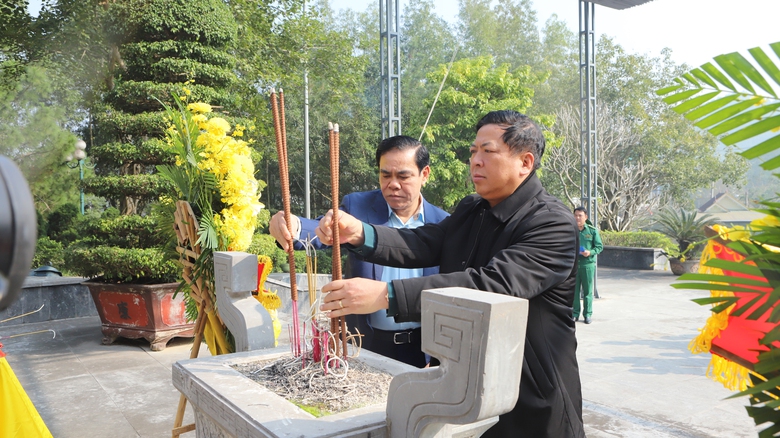 Quyết t&acirc;m đưa 2 dự &aacute;n cao tốc qua H&agrave; Tĩnh về đ&iacute;ch trước 8 th&aacute;ng- Ảnh 7.