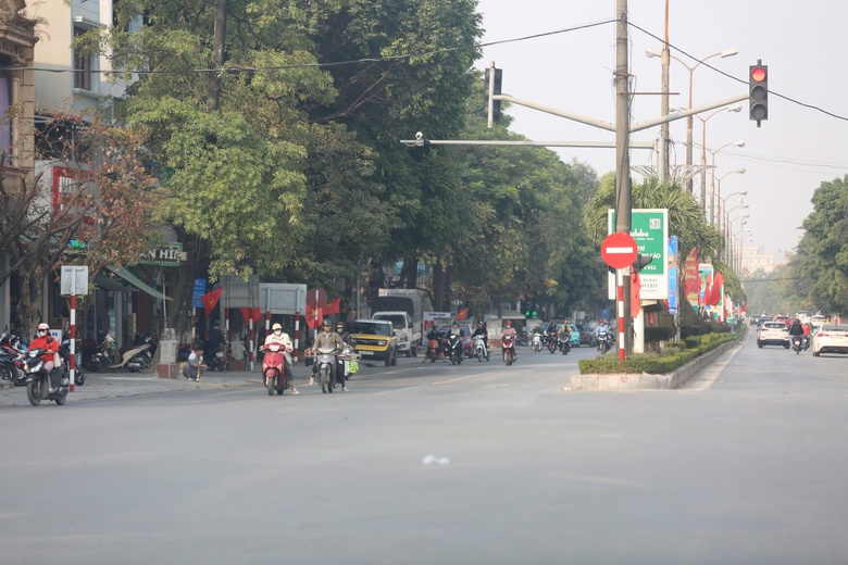 Tăng mức xử phạt vi phạm giao th&ocirc;ng, người d&acirc;n tại nhiều địa phương tự gi&aacute;c chấp h&agrave;nh- Ảnh 8.