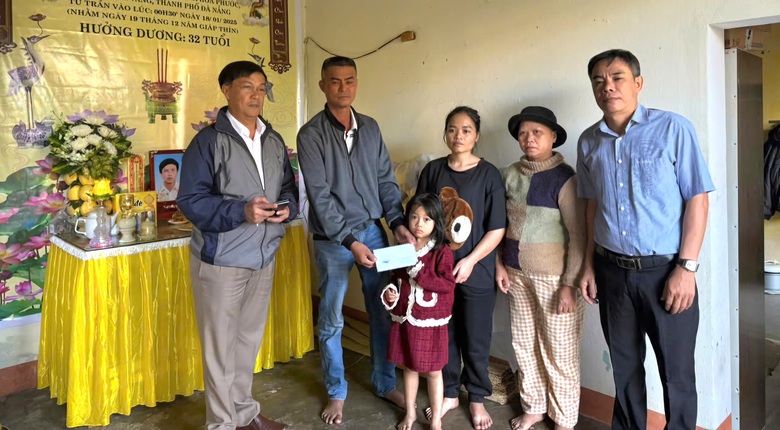 Nh&agrave; hảo t&acirc;m nhận đỡ đầu con g&aacute;i 5 tuổi của shipper tử vong ở Đ&agrave; Nẵng- Ảnh 1.