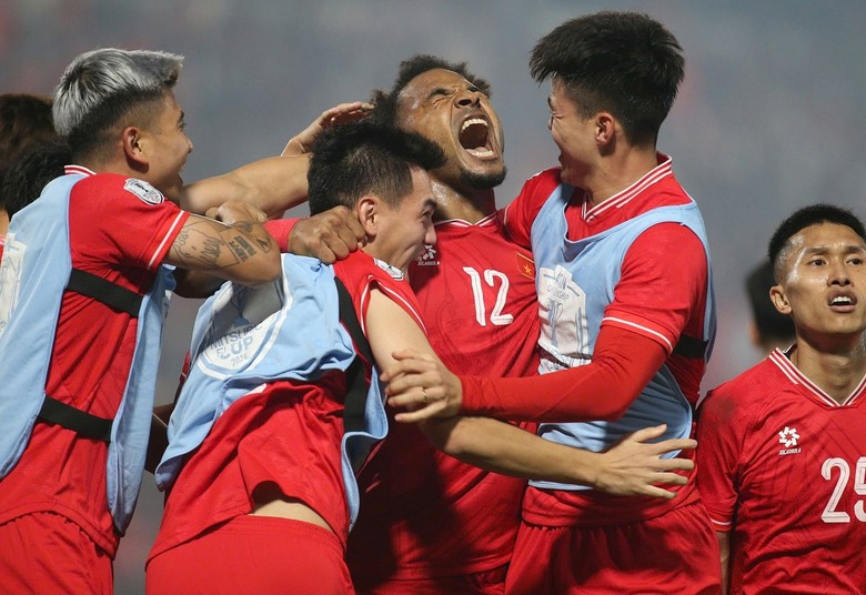 Sếp lớn b&oacute;ng đ&aacute; Th&aacute;i Lan tiếc v&igrave; kh&ocirc;ng thể sở hữu "m&aacute;y ghi b&agrave;n" của tuyển Việt Nam- Ảnh 1.