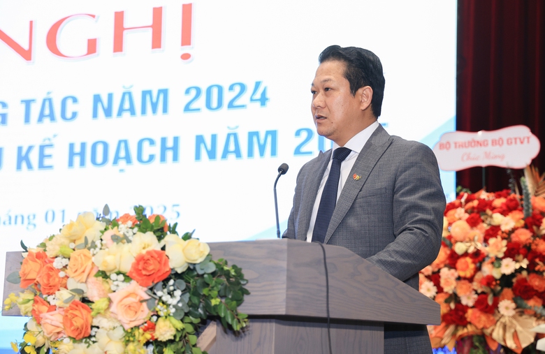 Bộ trưởng GTVT: Phải đặt an to&agrave;n h&agrave;ng kh&ocirc;ng l&ecirc;n h&agrave;ng đầu- Ảnh 4.