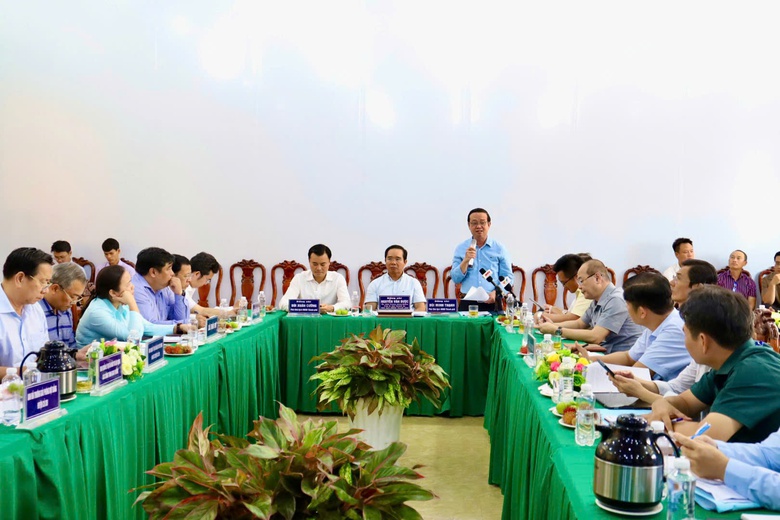 Chậm tiến độ 2 th&aacute;ng, l&atilde;nh đạo TP.HCM siết tiến độ GPMB cao tốc TP.HCM - Mộc B&agrave;i- Ảnh 3.