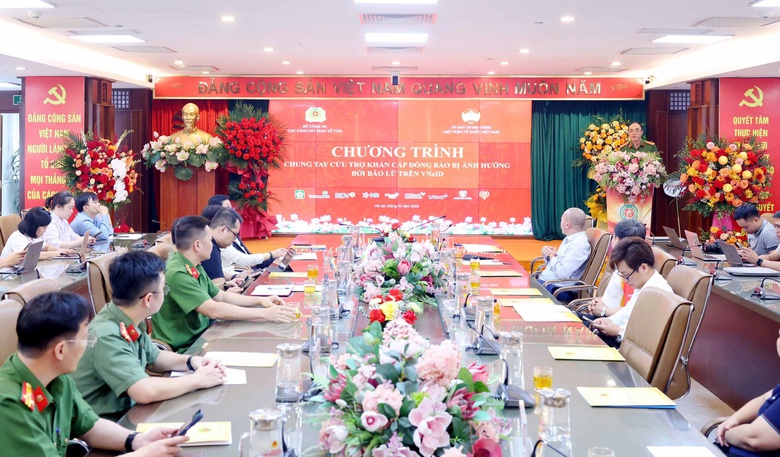 Ba cơn bão gây thiệt hại 30.000 tỷ đồng, chung tay hỗ trợ đồng bào bão lũ qua VNeID- Ảnh 1. Ba cơn bão gây thiệt hại 30.000 tỷ đồng, chung tay hỗ trợ đồng bào bão lũ qua VNeID- Ảnh 1.