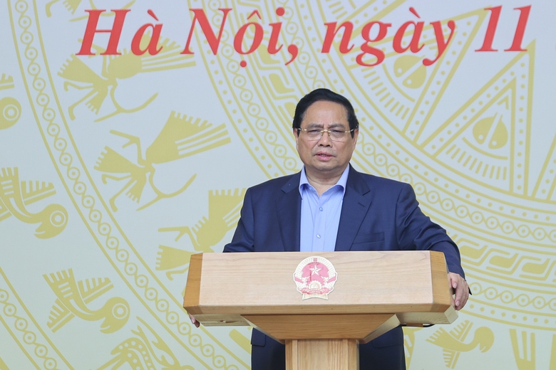 Thủ tướng: Nhà ở xã hội không phải nằm ở nơi "khỉ ho cò gáy", đất "đầu thừa đuôi thẹo"- Ảnh 1. Thủ tướng: Nhà ở xã hội không phải nằm ở nơi "khỉ ho cò gáy", đất "đầu thừa đuôi thẹo"- Ảnh 1.