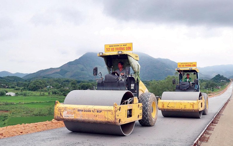 Chạy nước r&uacute;t, đua tiến độ tr&ecirc;n cao tốc Tuy&ecirc;n Quang - H&agrave; Giang- Ảnh 3.