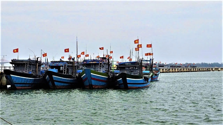 Miền Trung sẵn s&agrave;ng sơ t&aacute;n d&acirc;n để ứng ph&oacute; b&atilde;o số 12- Ảnh 2.