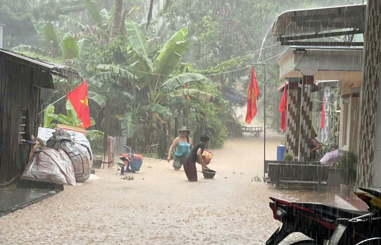 An Giang: Mưa lớn, đặc khu Thổ Ch&acirc;u bị ngập nặng- Ảnh 1.