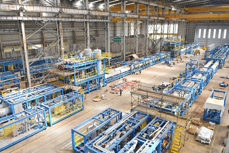 LILAMA l&agrave; doanh nghiệp cơ kh&iacute; Việt Nam đầu ti&ecirc;n tham gia ng&agrave;nh c&ocirc;ng nghiệp sản xuất hydro xanh ti&ecirc;n phong &aacute;p dụng c&ocirc;ng nghệ điện ph&acirc;n ti&ecirc;n tiến nhất tr&ecirc;n thế giới.