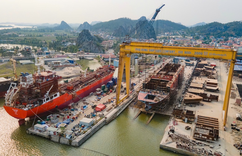 Đ&oacute;ng t&agrave;u Ph&agrave; Rừng về đ&iacute;ch trước kế hoạch năm 2025, doanh thu vượt 2 con số- Ảnh 1.