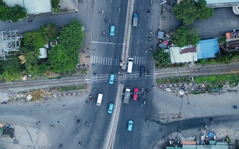 TP.HCM xử l&yacute; dứt điểm lối đi tự mở, bảo đảm an to&agrave;n đường sắt theo Nghị định 65/2018/NĐ-CP