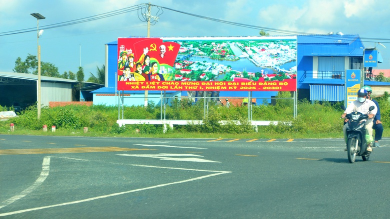 C&agrave; Mau: Giảm tải trọng lưu th&ocirc;ng đoạn qua cầu Thợ Tĩnh xuống c&ograve;n 2,5 tấn- Ảnh 1.