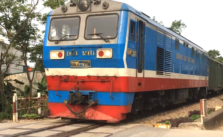 Thanh Ho&aacute;: Siết chặt quản l&yacute;, t&iacute;ch cực tuy&ecirc;n truyền đảm bảo an to&agrave;n giao th&ocirc;ng đường sắt- Ảnh 1.