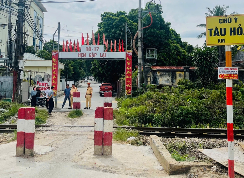 Nghị định 140/2025/NĐ-CP: Địa phương siết chặt đường ngang tự ph&aacute;t, bảo đảm an to&agrave;n- Ảnh 2.