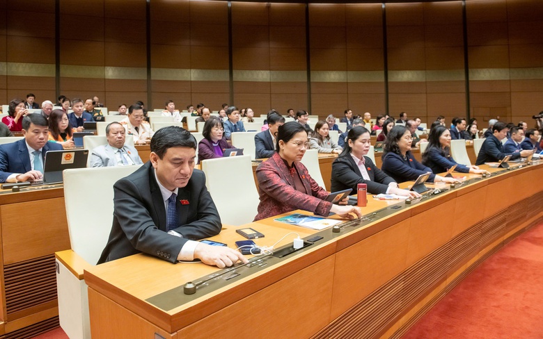 Cho ph&eacute;p th&iacute; điểm 6 cơ chế đặc th&ugrave;, đặc biệt l&agrave;m đường sắt đ&ocirc; thị tại H&agrave; Nội, TP.HCM