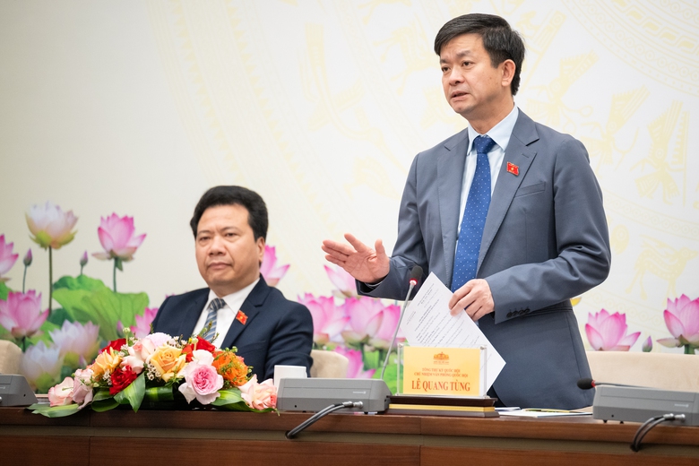 Nhiều l&atilde;nh đạo ủy ban của Quốc hội tự nguyện xuống cấp ph&oacute;- Ảnh 2.