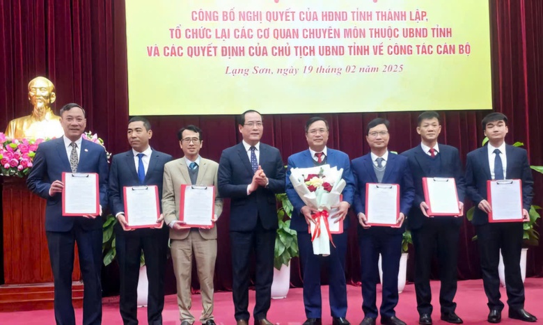 &Ocirc;ng Dương C&ocirc;ng Vĩ l&agrave;m Gi&aacute;m đốc Sở X&acirc;y dựng tỉnh Lạng Sơn- Ảnh 1.
