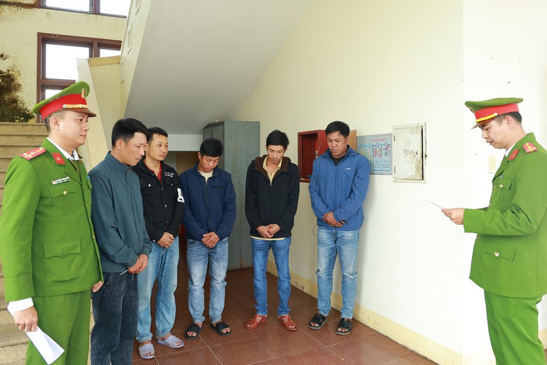 Lộ diện nh&oacute;m giết trộm 6 con tr&acirc;u trong dịp Tết ở Quảng Trị- Ảnh 1.