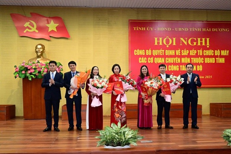 Hải Dương c&oacute; 5 l&atilde;nh đạo sở mới, cơ bản ho&agrave;n th&agrave;nh tinh gọn bộ m&aacute;y- Ảnh 1.