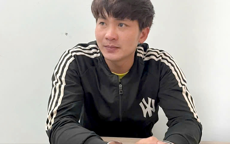 24 giờ truy bắt kẻ d&ugrave;ng r&igrave;u cướp tiệm v&agrave;ng