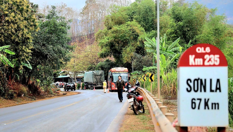 Sức khỏe c&aacute;c nạn nh&acirc;n bị thương trong vụ tai nạn ở Sơn La hiện ra sao?- Ảnh 3.