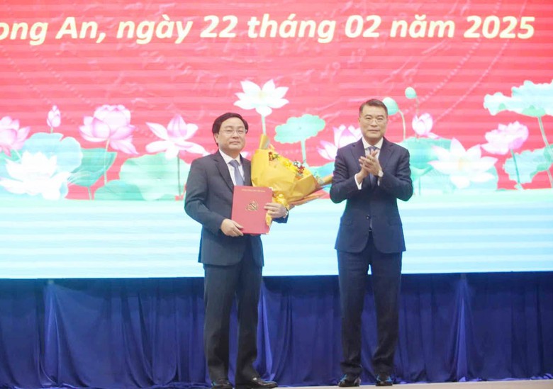 Ph&oacute; chủ nhiệm Ủy ban Kiểm tra Trung ương l&agrave;m B&iacute; thư Long An- Ảnh 1.