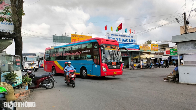 C&agrave; Mau, Bạc Li&ecirc;u l&agrave;m g&igrave; để kh&ocirc;ng &ugrave;n ứ kh&aacute;ch tại bến xe sau Tết?- Ảnh 1.