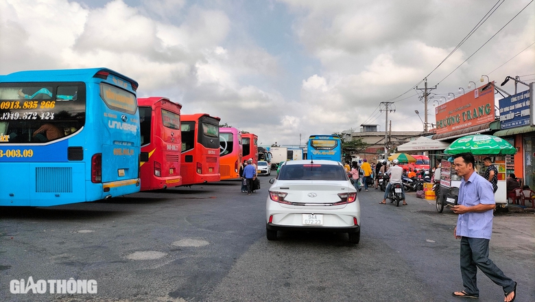 C&agrave; Mau, Bạc Li&ecirc;u l&agrave;m g&igrave; để kh&ocirc;ng &ugrave;n ứ kh&aacute;ch tại bến xe sau Tết?- Ảnh 4.