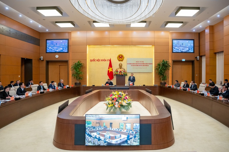 Chủ tịch Quốc hội: Tiếp tục đổi mới tư duy, tất cả v&igrave; sự ph&aacute;t triển của đất nước- Ảnh 2.