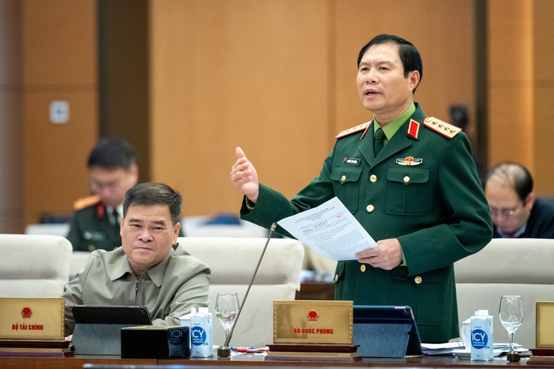 Đề xuất trong t&igrave;nh trạng khẩn cấp, Thủ tướng c&oacute; thể &aacute;p dụng c&aacute;c biện ph&aacute;p kh&aacute;c luật- Ảnh 1.