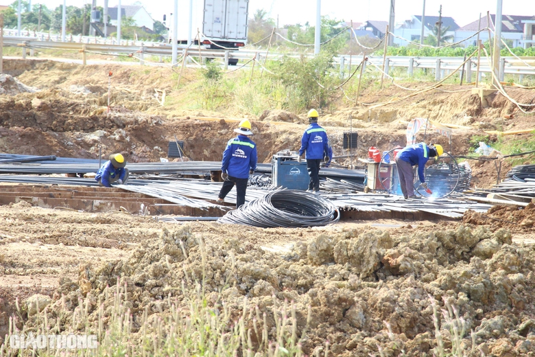 Ph&oacute; thủ tướng Hồ Đức Phớc: Sẵn s&agrave;ng thi c&ocirc;ng ngay khi c&oacute; th&ecirc;m mặt bằng cao tốc- Ảnh 2.