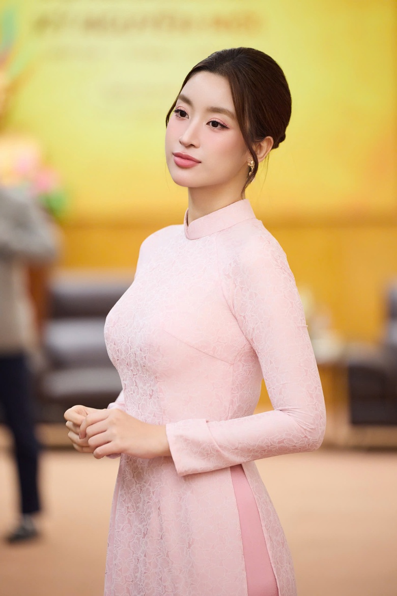 Gia đ&igrave;nh nhạc sĩ Văn Cao x&uacute;c động khi lần đầu c&ugrave;ng h&aacute;t Quốc ca v&agrave; lập kỷ lục Việt Nam- Ảnh 11.