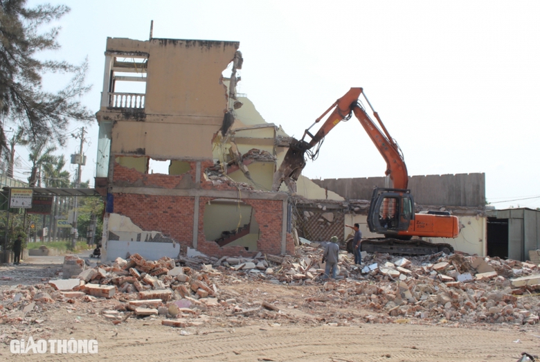 Cao tốc Bi&ecirc;n H&ograve;a - Vũng T&agrave;u: Ba hộ cuối c&ugrave;ng ở Tam Phước đ&atilde; giao đất- Ảnh 1.