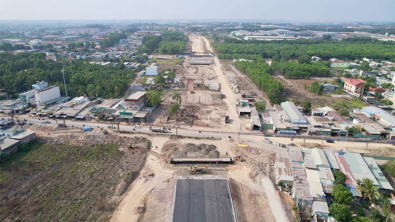 Đưa hơn 100.000m3 đá về dự án thành phần 1 cao tốc Biên Hòa - Vũng Tàu- Ảnh 1. Đưa hơn 100.000m3 đá về dự án thành phần 1 cao tốc Biên Hòa - Vũng Tàu- Ảnh 1.