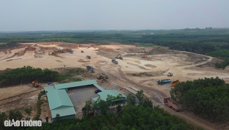 Hai nh&agrave; thầu ở cao tốc Bi&ecirc;n H&ograve;a - Vũng T&agrave;u bị điểm danh v&igrave; thi c&ocirc;ng &igrave; ạch- Ảnh 5.