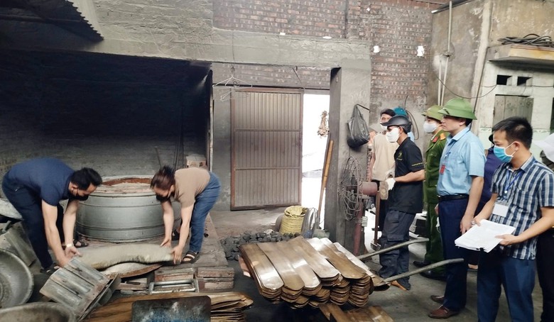 Bắc Ninh khởi tố vụ g&acirc;y &ocirc; nhiễm m&ocirc;i trường tại l&agrave;ng nghề Đại B&aacute;i- Ảnh 2.