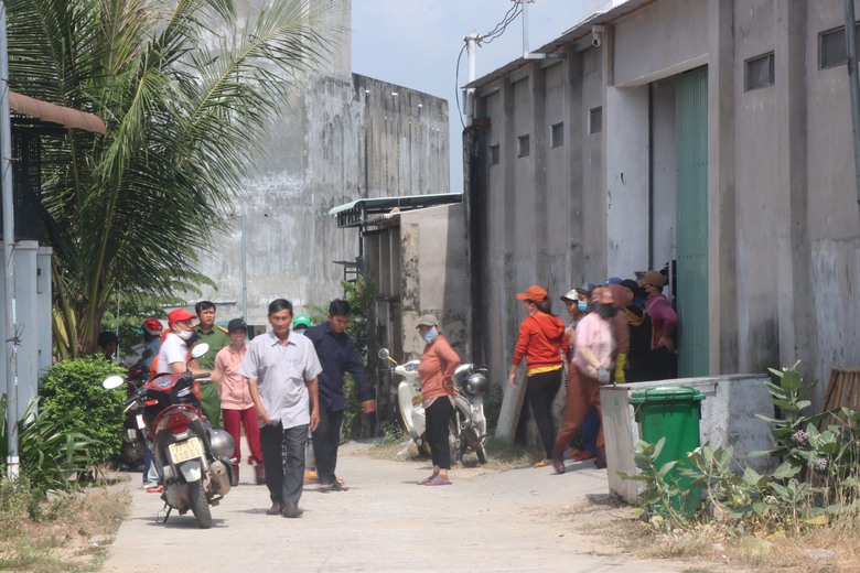 Bình Định: Dân tố “ngạt thở” vì mùi hôi từ xưởng chế biến mực, chính quyền vào cuộc- Ảnh 4. Bình Định: Dân tố “ngạt thở” vì mùi hôi từ xưởng chế biến mực, chính quyền vào cuộc- Ảnh 4.