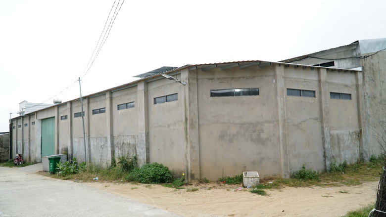 Bình Định: Dân tố “ngạt thở” vì mùi hôi từ xưởng chế biến mực, chính quyền vào cuộc- Ảnh 5. Bình Định: Dân tố “ngạt thở” vì mùi hôi từ xưởng chế biến mực, chính quyền vào cuộc- Ảnh 5.