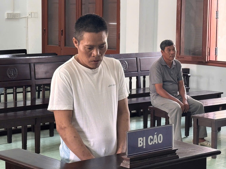 Lĩnh án tù vì đâm người khác do nghi đuổi chuột sang ruộng lúa nhà mình- Ảnh 1. Lĩnh án tù vì đâm người khác do nghi đuổi chuột sang ruộng lúa nhà mình- Ảnh 1.