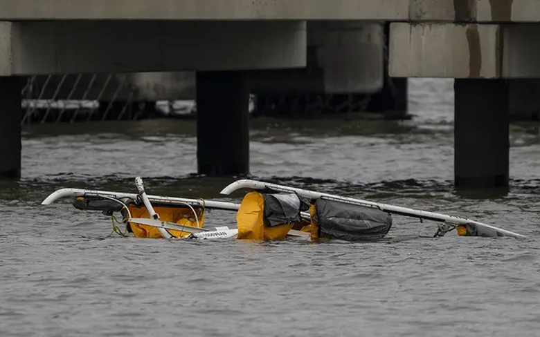 Vụ trực thăng rơi tr&ecirc;n s&ocirc;ng Hudson: H&eacute; lộ cuộc gọi cuối c&ugrave;ng của phi c&ocirc;ng