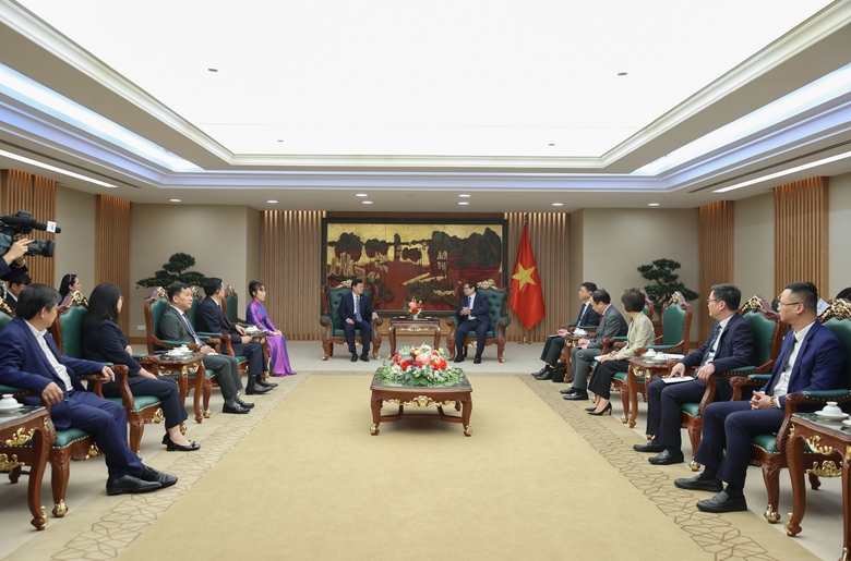 Thủ tướng đề nghị tập đoàn sản xuất tàu bay thương mại Trung Quốc hỗ trợ Việt Nam- Ảnh 2. Thủ tướng đề nghị tập đoàn sản xuất tàu bay thương mại Trung Quốc hỗ trợ Việt Nam- Ảnh 2.