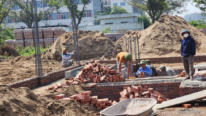 Vui vẻ nhường đất, người dân nhộn nhịp xây nhà bên đường Vành đai 4 qua Bắc Ninh- Ảnh 2. Vui vẻ nhường đất, người dân nhộn nhịp xây nhà bên đường Vành đai 4 qua Bắc Ninh- Ảnh 2.