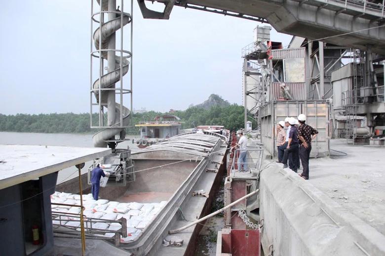 Doanh nghiệp vật liệu xoay xở với thuế quan mới- Ảnh 1.