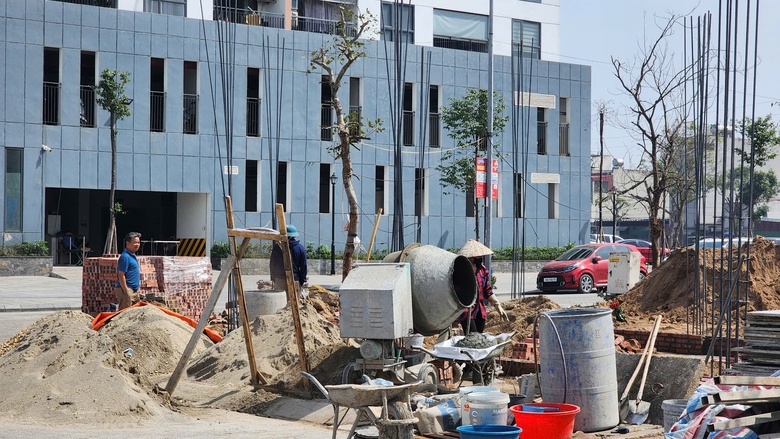 Vui vẻ nhường đất, người dân nhộn nhịp xây nhà bên đường Vành đai 4 qua Bắc Ninh- Ảnh 3. Vui vẻ nhường đất, người dân nhộn nhịp xây nhà bên đường Vành đai 4 qua Bắc Ninh- Ảnh 3.