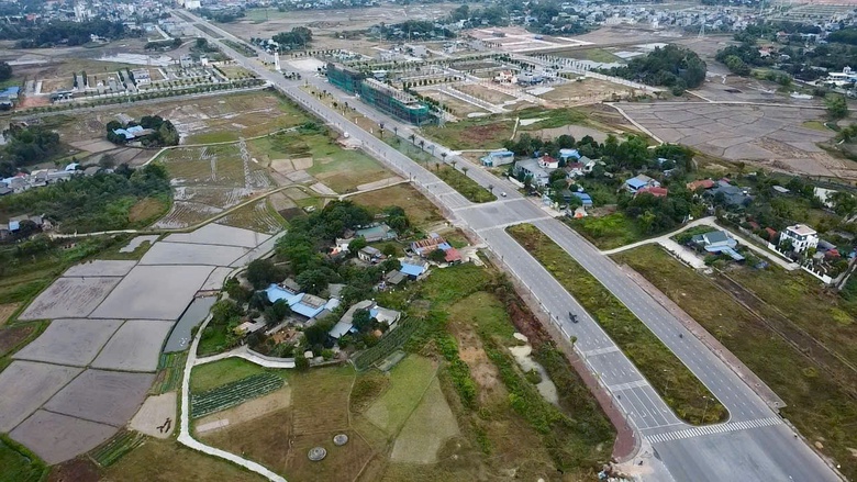 H&igrave;nh ảnh tuyến đường khiến nhiều l&atilde;nh đạo ở Th&aacute;i Nguy&ecirc;n "ng&atilde; ngựa"- Ảnh 1.