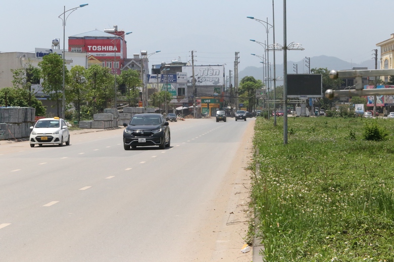 H&igrave;nh ảnh tuyến đường khiến nhiều l&atilde;nh đạo ở Th&aacute;i Nguy&ecirc;n "ng&atilde; ngựa"- Ảnh 3.