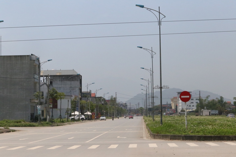 H&igrave;nh ảnh tuyến đường khiến nhiều l&atilde;nh đạo ở Th&aacute;i Nguy&ecirc;n "ng&atilde; ngựa"- Ảnh 7.