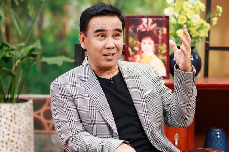 MC Quyền Linh thu thập chứng cứ gửi cơ quan chức năng v&igrave; bị g&aacute;n gh&eacute;p quảng c&aacute;o sữa giả- Ảnh 2.