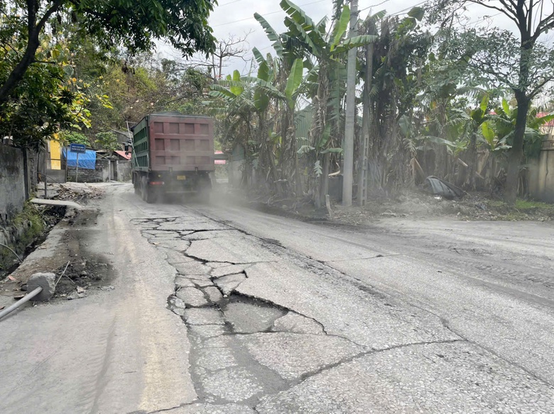 Người d&acirc;n v&ugrave;ng lụt Cẩm Phả hết lo mưa ngập, tai nạn giao th&ocirc;ng khi c&oacute; đường mới- Ảnh 2.