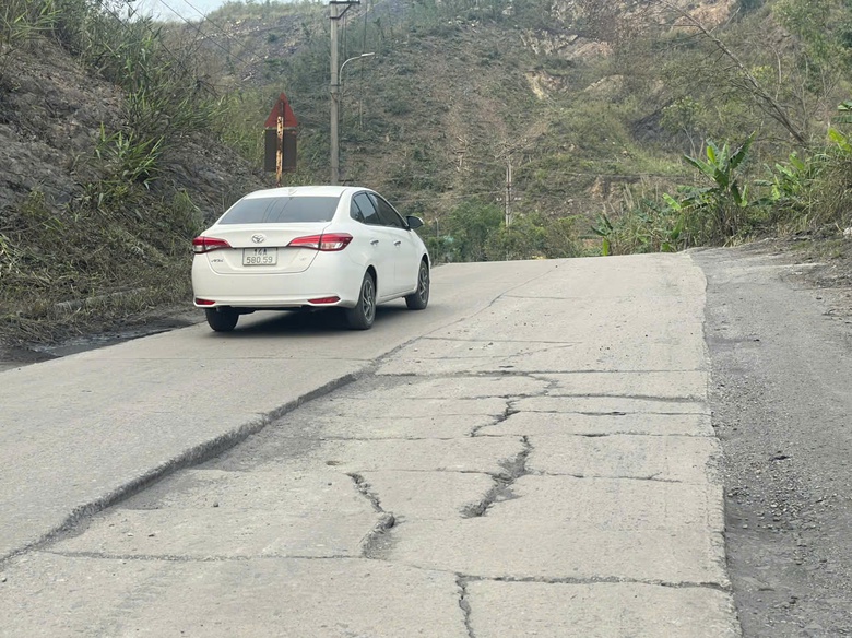 Người d&acirc;n v&ugrave;ng lụt Cẩm Phả hết lo mưa ngập, tai nạn giao th&ocirc;ng khi c&oacute; đường mới- Ảnh 3.